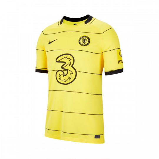chelsea yellow kit