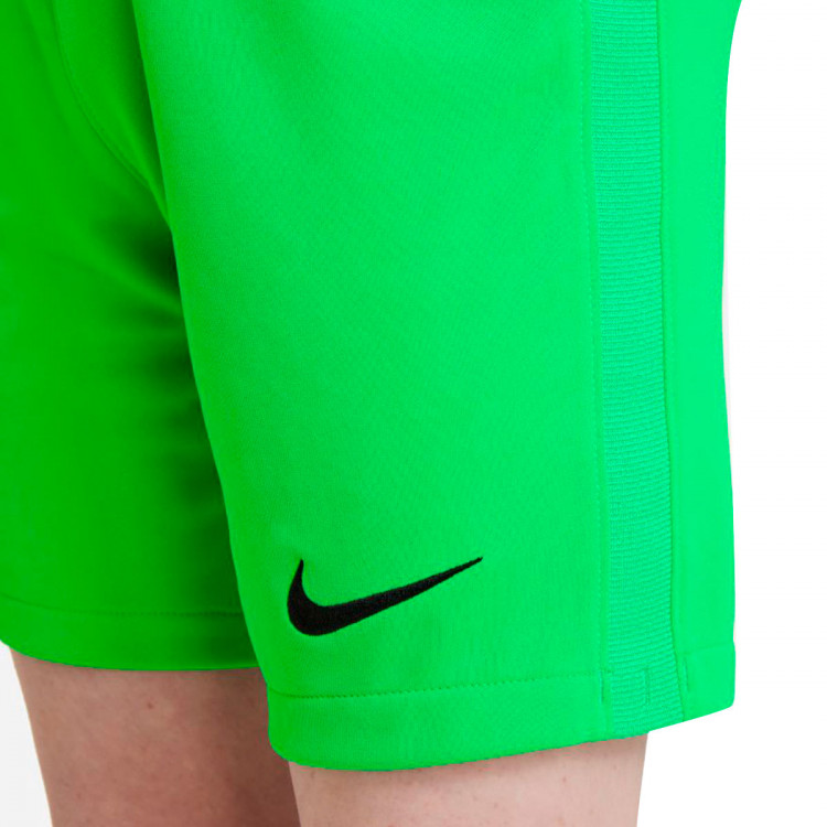 pantalon-corto-nike-fc-barcelona-stadium-segunda-equipacion-portero-2021-2022-nino-green-spark-black-3.jpg