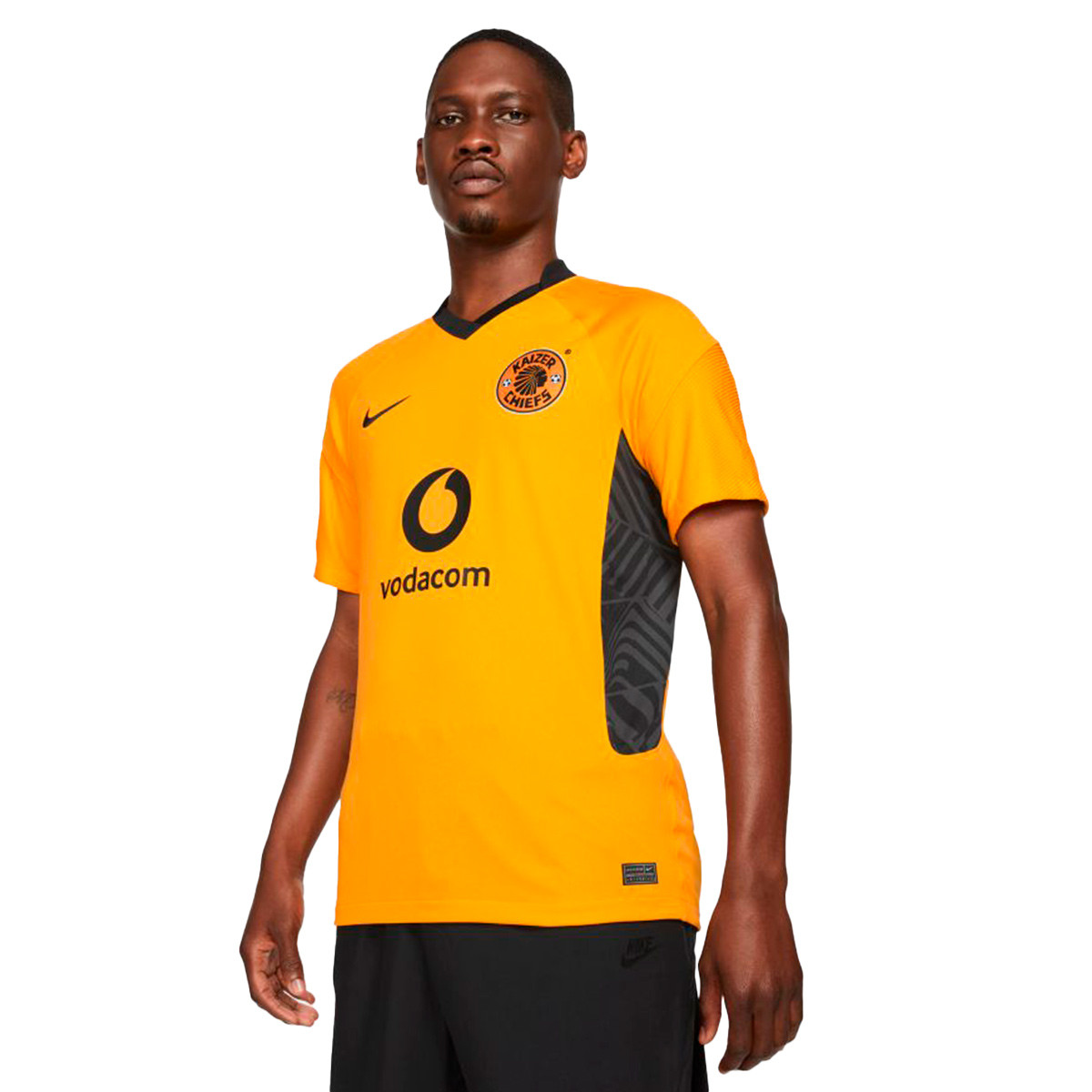 studio 88 kaizer chiefs jersey