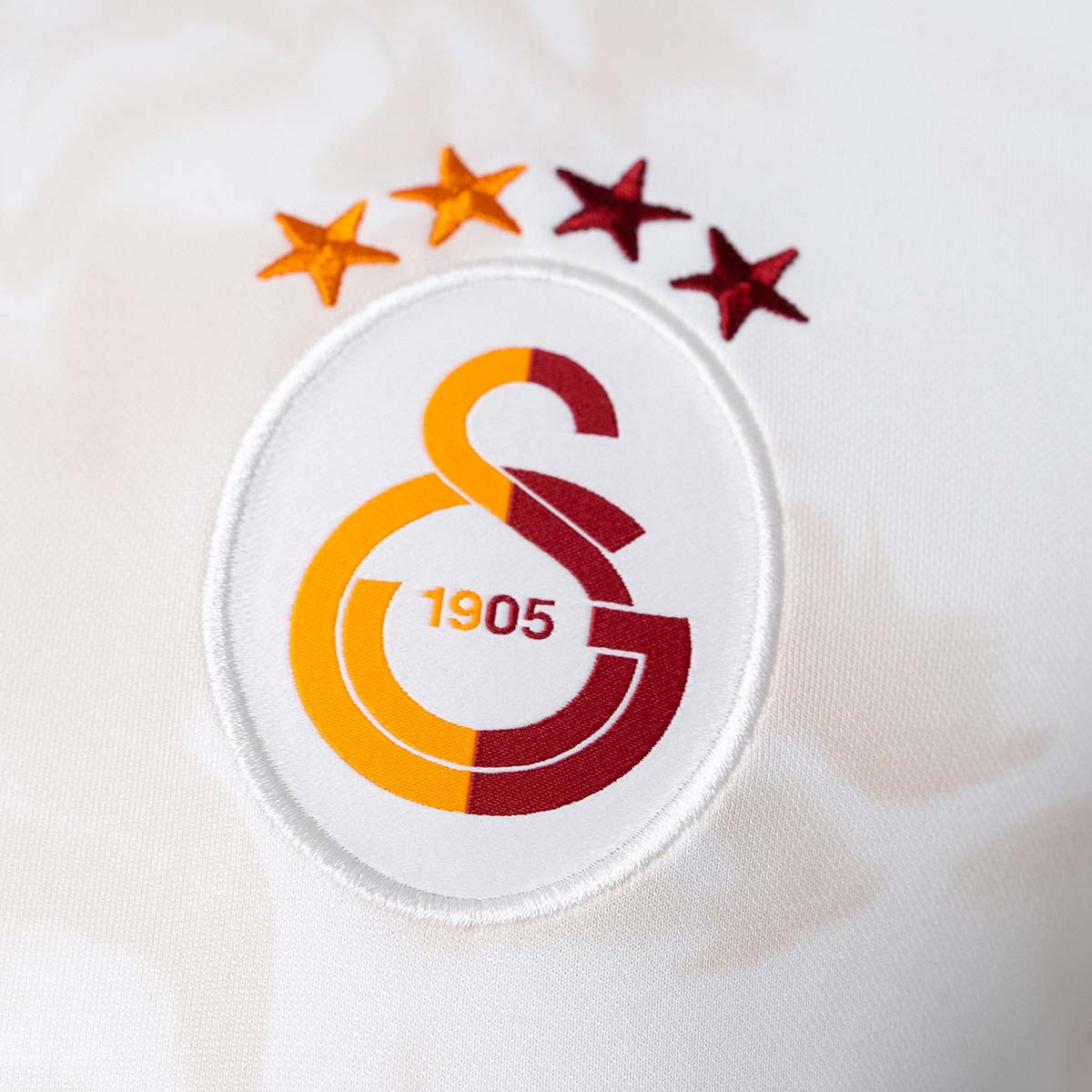Survetement galatasaray 2021 2025