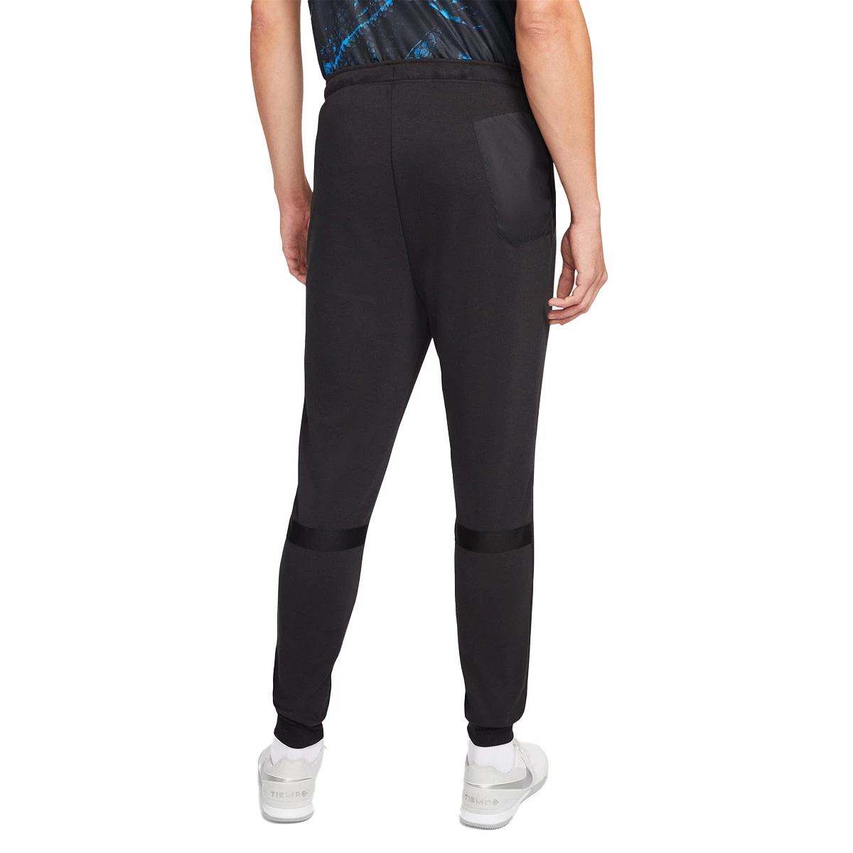 pantalon-largo-nike-inter-mnk-df-travel-flc-pnt-cl-blackblackblackchlorine-blue-no-spons-negro-1