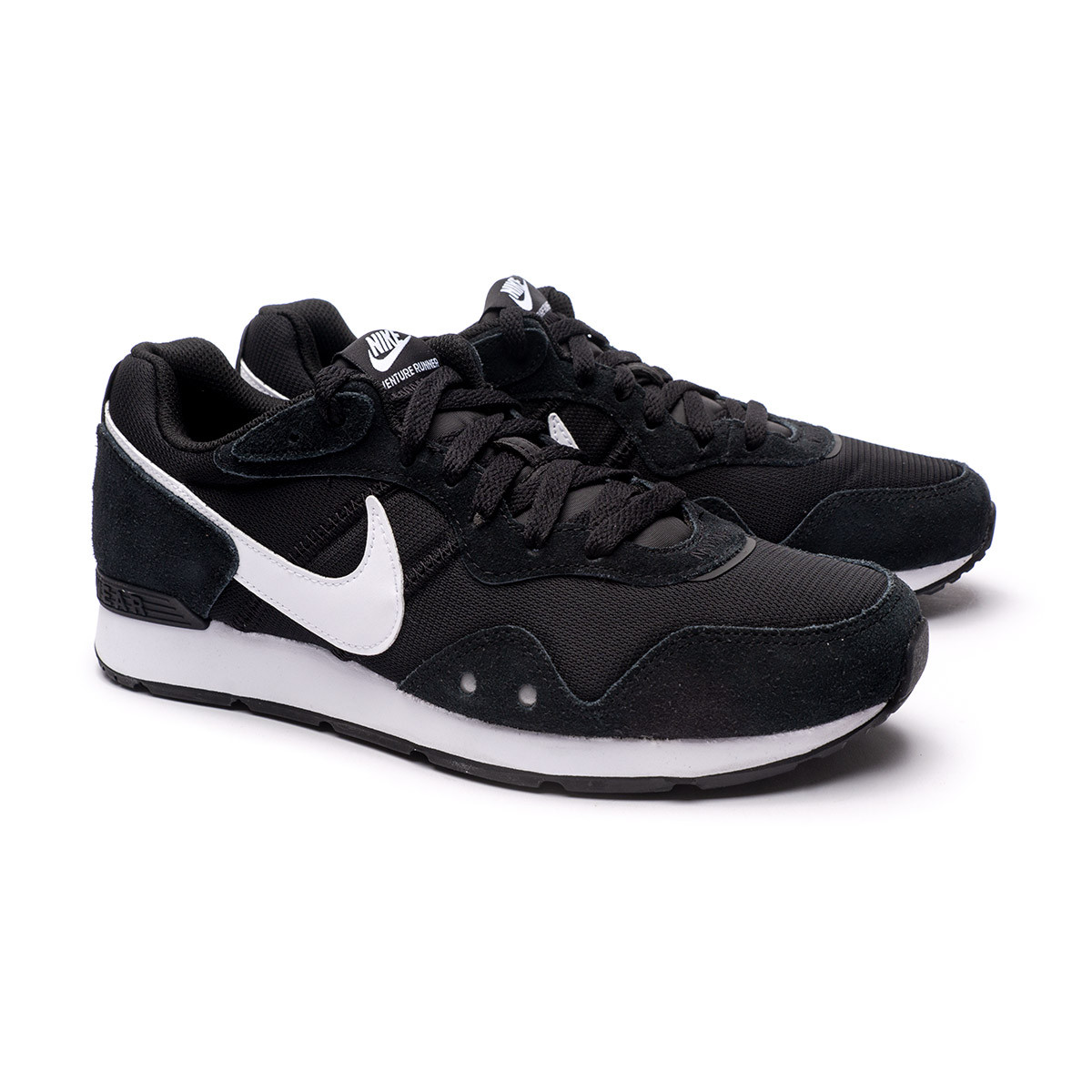 Zapatilla Nike Venture Runner Black-White - Fútbol Emotion