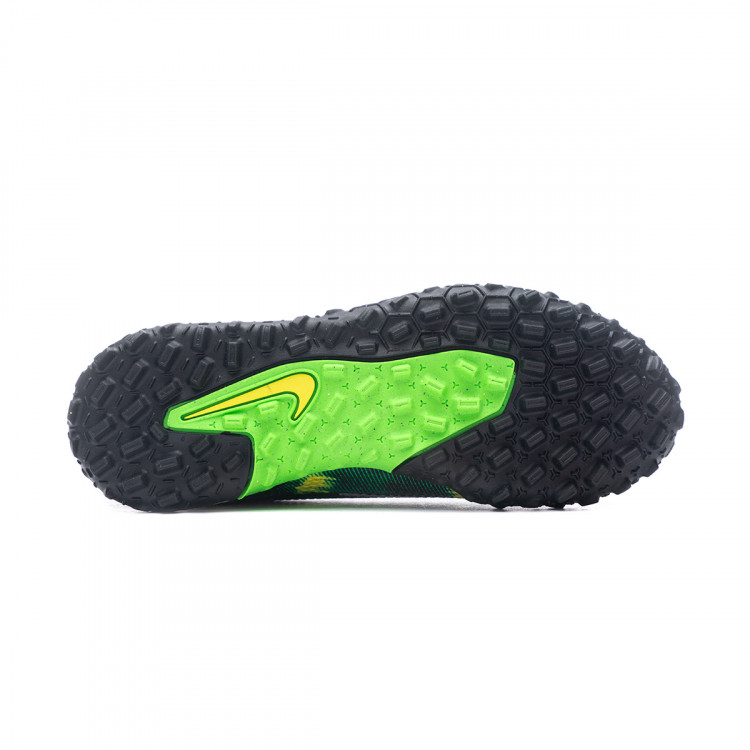 bota-nike-phantom-gt2-academy-df-turf-nino-black-platinum-green-strike-3.jpg