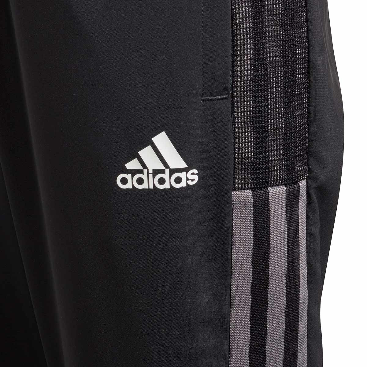 Pantalón corto Juventus - Negro adidas | adidas España