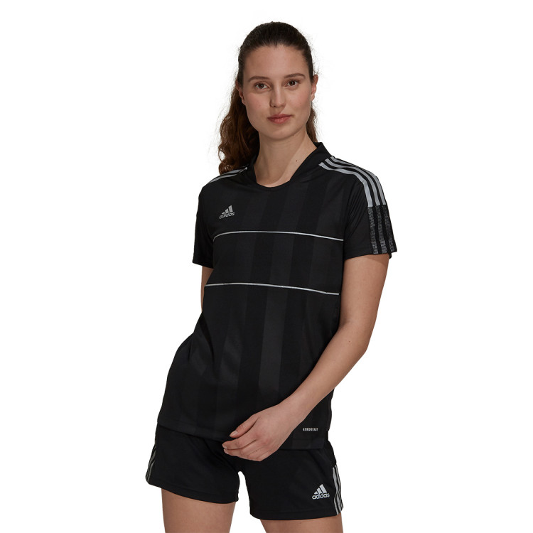 camiseta-adidas-tiro-mujer-black-1.jpg