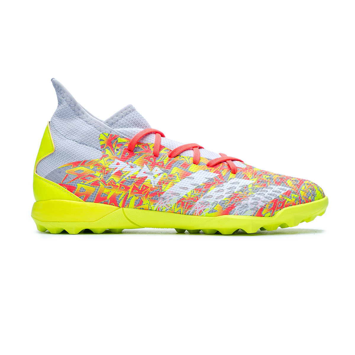 botas predator freak 3
