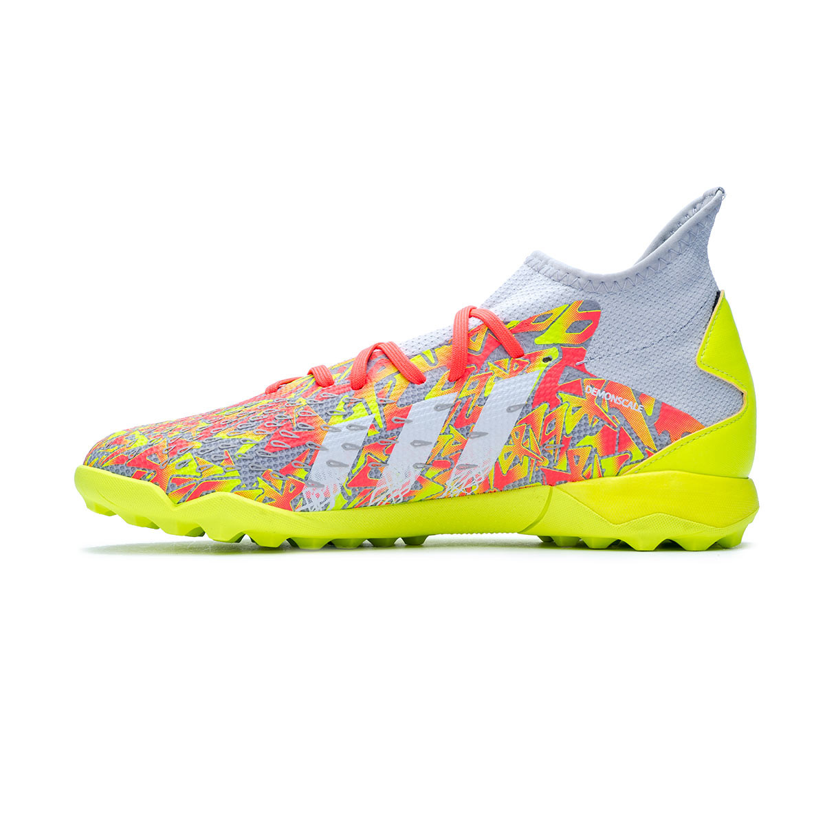 predator freak 3 boots