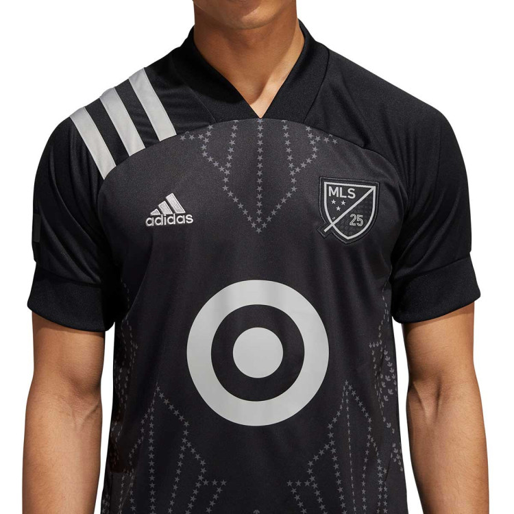 camiseta-adidas-mls-2021-2022-negro-1