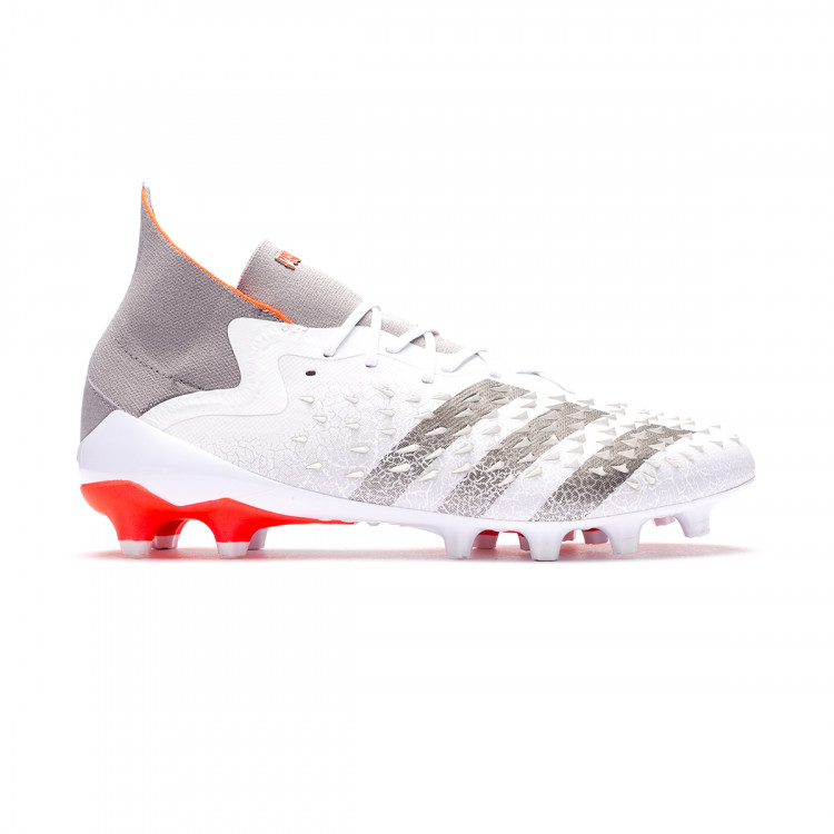 bota-adidas-predator-freak-.1-ag-blanco-1