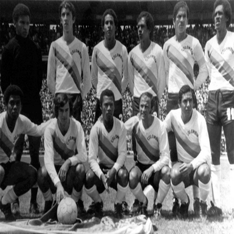 camiseta-copa-colombia-1973-retro-football-shirt-white-2
