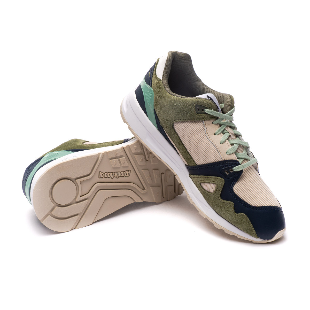 le coq sportif r1000 trainers