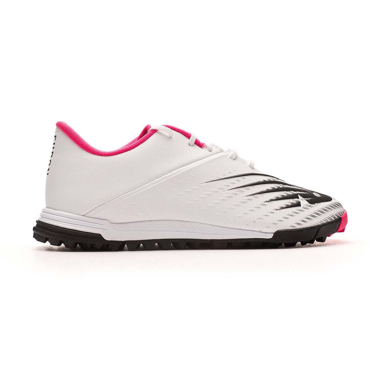astro turf trainers new balance