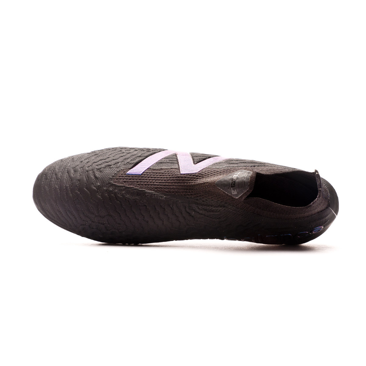 new balance tekela blackout