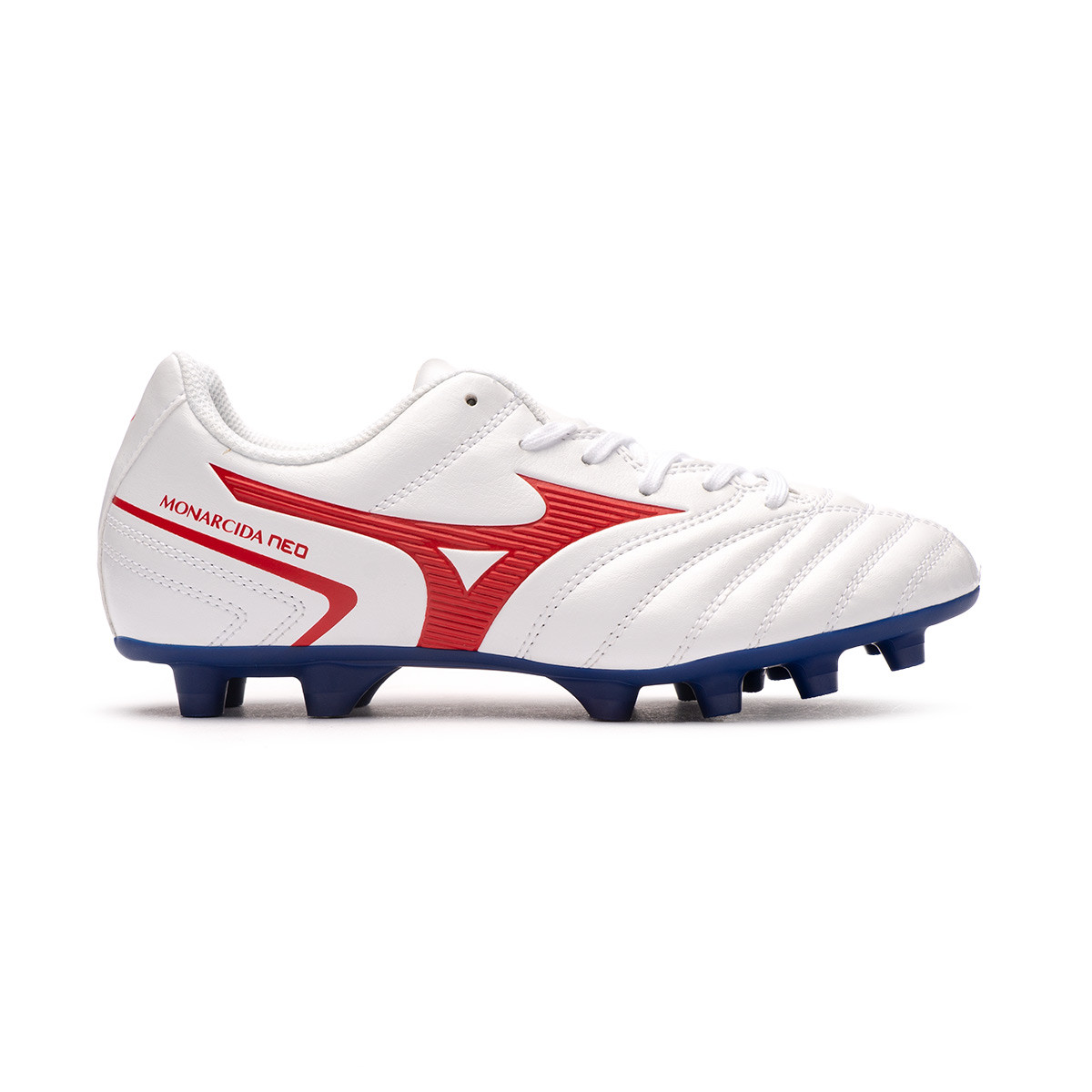 mizuno football trainers