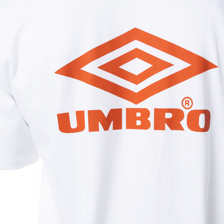 camiseta-umbro-classico-2-crew-tee-bright-white-tigerlily-blanco-2.jpg