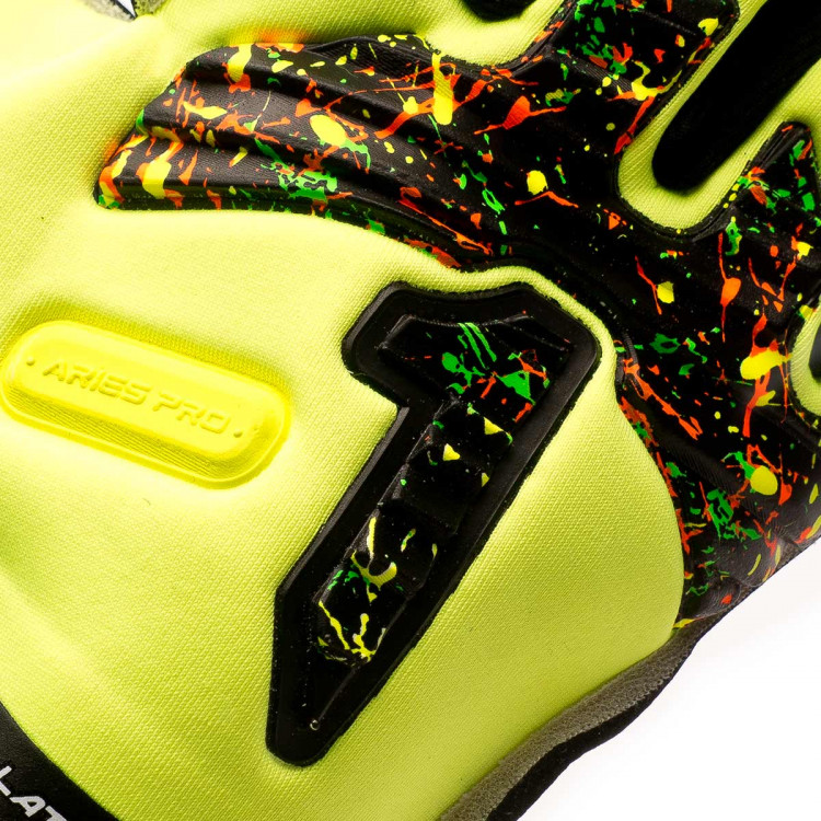guante-rinat-aries-pro-yellow-4.jpg