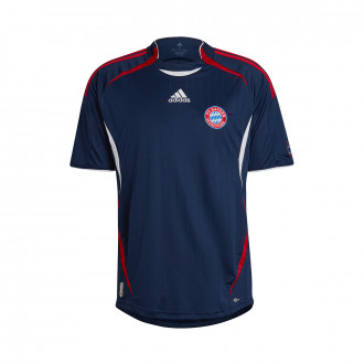 Uniformes oficiales Bayern Munich. Jerseys y playeras Bayern 2022 / 2023 -  Fútbol Emotion