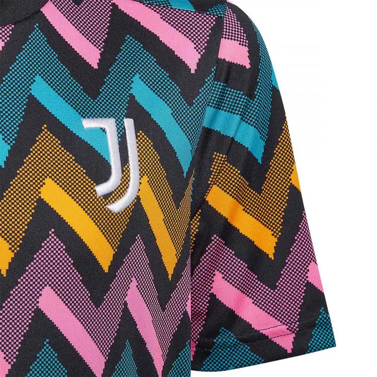 camiseta-adidas-juventus-fc-pre-match-2021-2022-nino-black-screaming-pink-crew-orange-hi-res-aqua-1