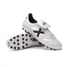 Chaussure de foot Munich Mundial AG