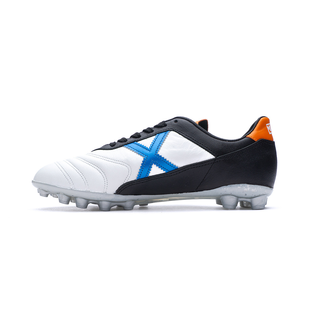 Bota de fútbol Munich Mundial 2.0 AG White - Fútbol Emotion