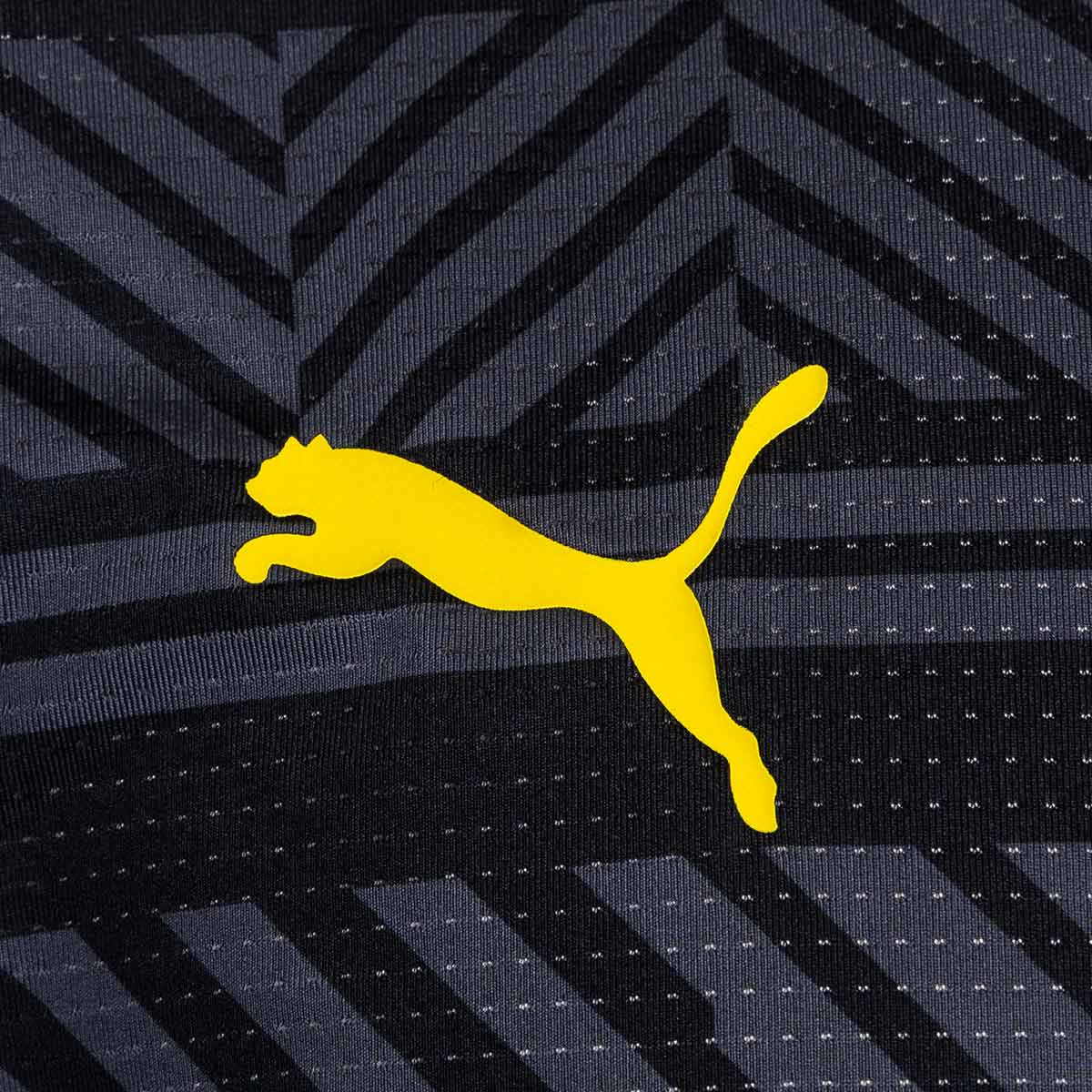 Camiseta Puma Borussia Dortmund Pre-Match 2021-2022 Black-Cyber Yellow -  Fútbol Emotion