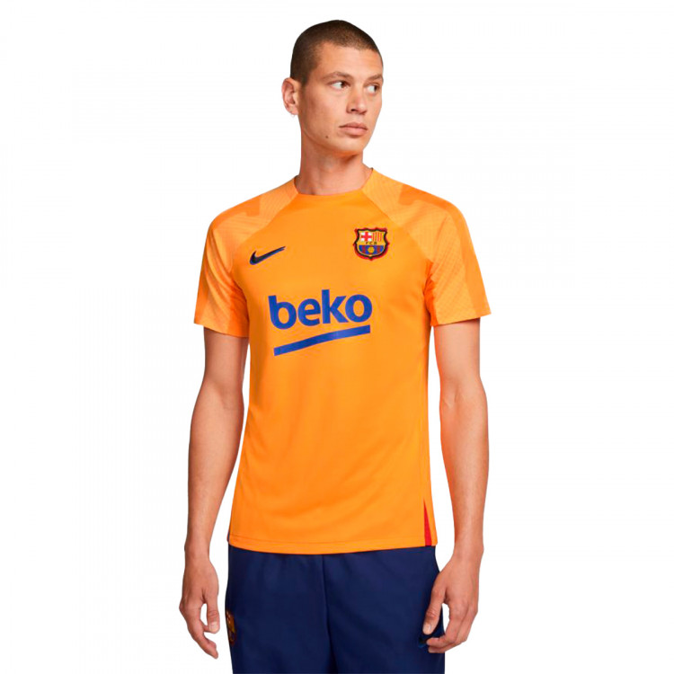 F.C. Barcelona Strike Men's Nike Dri-FIT Short-Sleeve Football Top - Orange  | DH7707-837 | FOOTY.COM