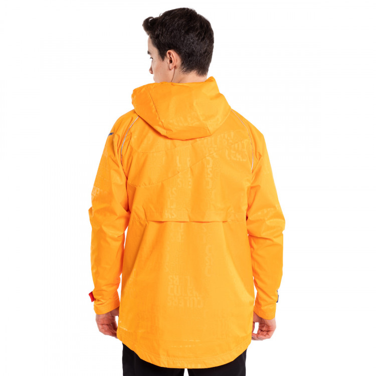 chaqueta-nike-fc-barcelona-fanswear-2021-2022-vivid-orange-game-royal-university-red-2.jpg