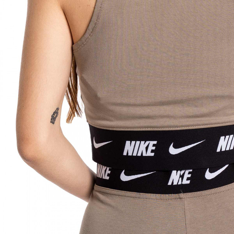 top-nike-nsw-crop-top-mujer-matte-olive-4