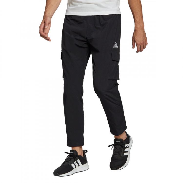 pantalon-largo-adidas-78-essentials-small-logo-woven-cargo-black-1