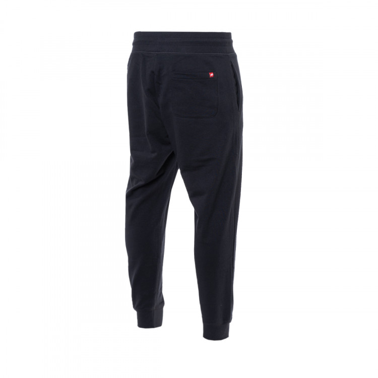 pantalon-largo-new-balance-essentials-stacked-logo-sweat-negro-1