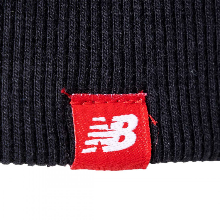 sudadera-new-balance-essentials-stacked-logo-pullover-hoodie-negro-2.jpg