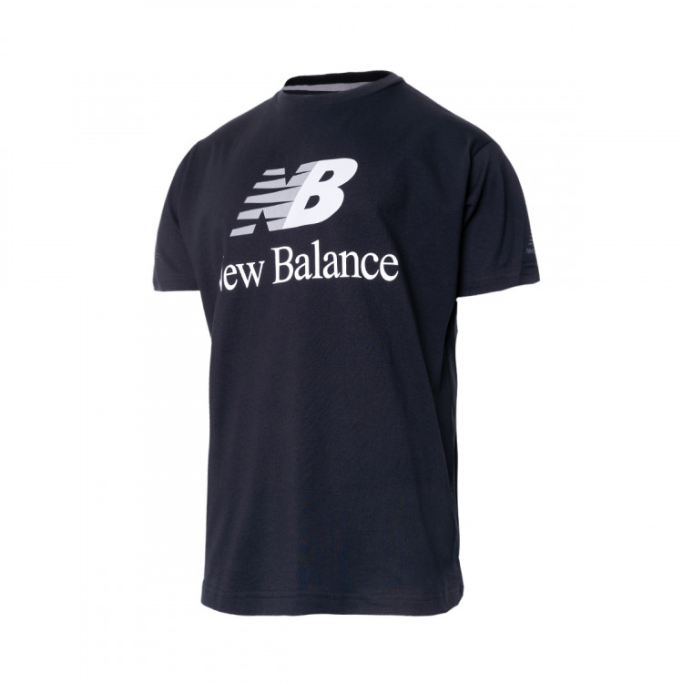 camiseta-new-balance-essentials-celebrate-split-logo-fz-negro-0.jpg