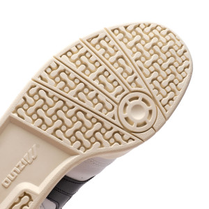 OUTSOLE-2