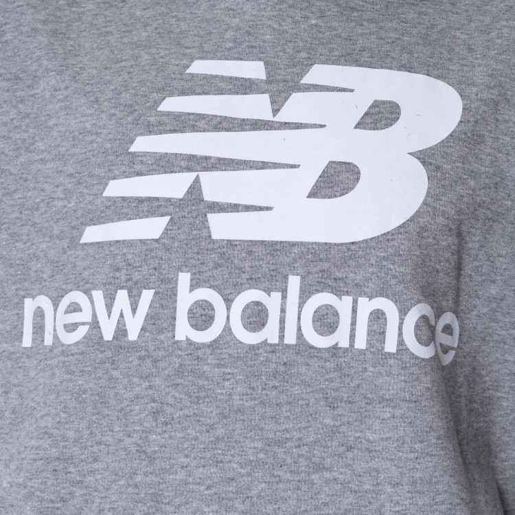 sudadera-new-balance-essentials-stacked-logo-pullover-hoodie-gris-3.jpg