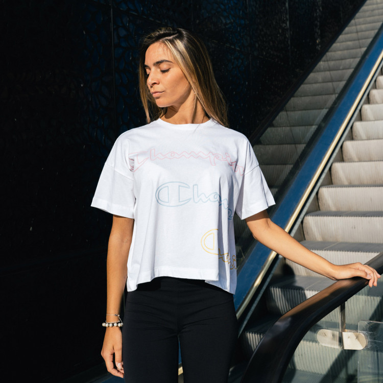 camiseta-champion-crewneck-mujer-crop-multicolor-logo-white-1.jpg