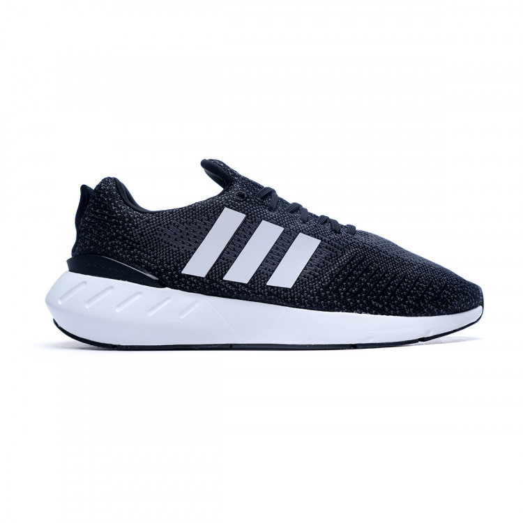 zapatilla-adidas-swift-run-22-core-black-white-grey-five-1.jpg