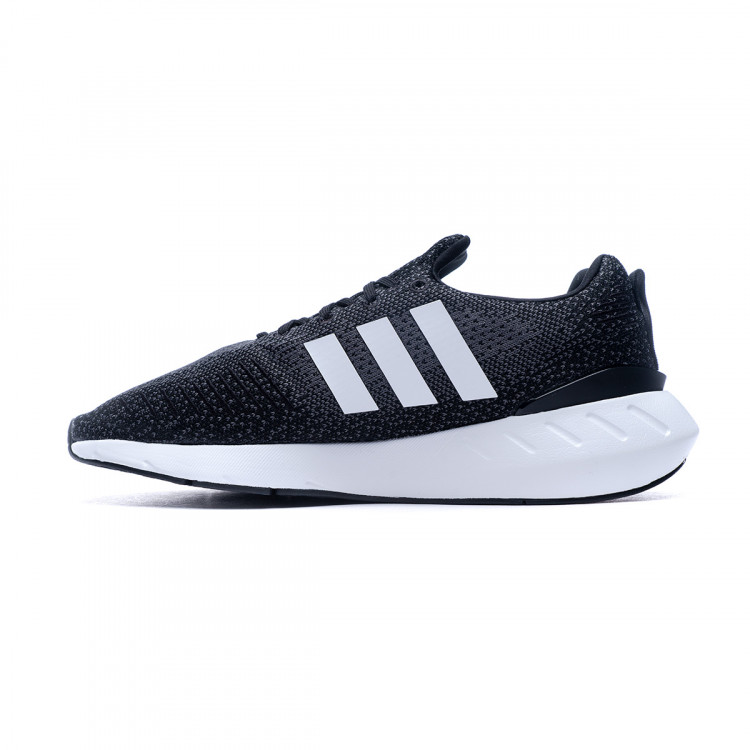 zapatilla-adidas-swift-run-22-core-black-white-grey-five-2.jpg