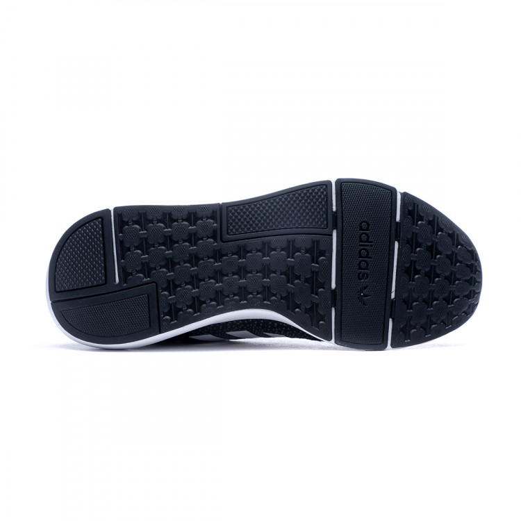 zapatilla-adidas-swift-run-22-core-black-white-grey-five-3.jpg