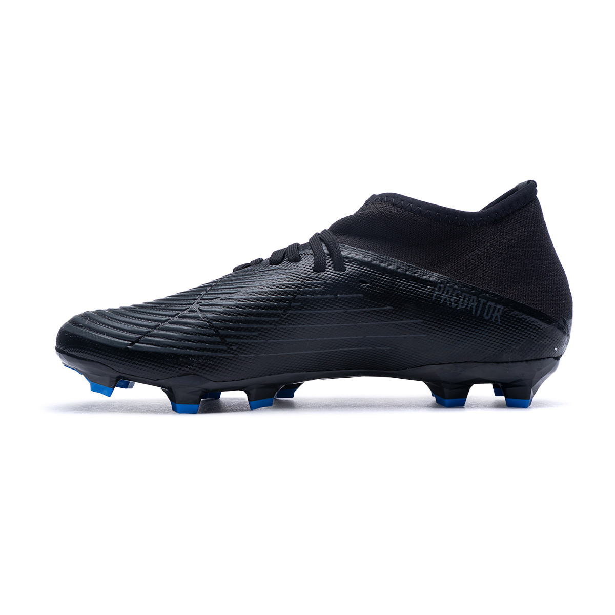 all black adidas predator boots