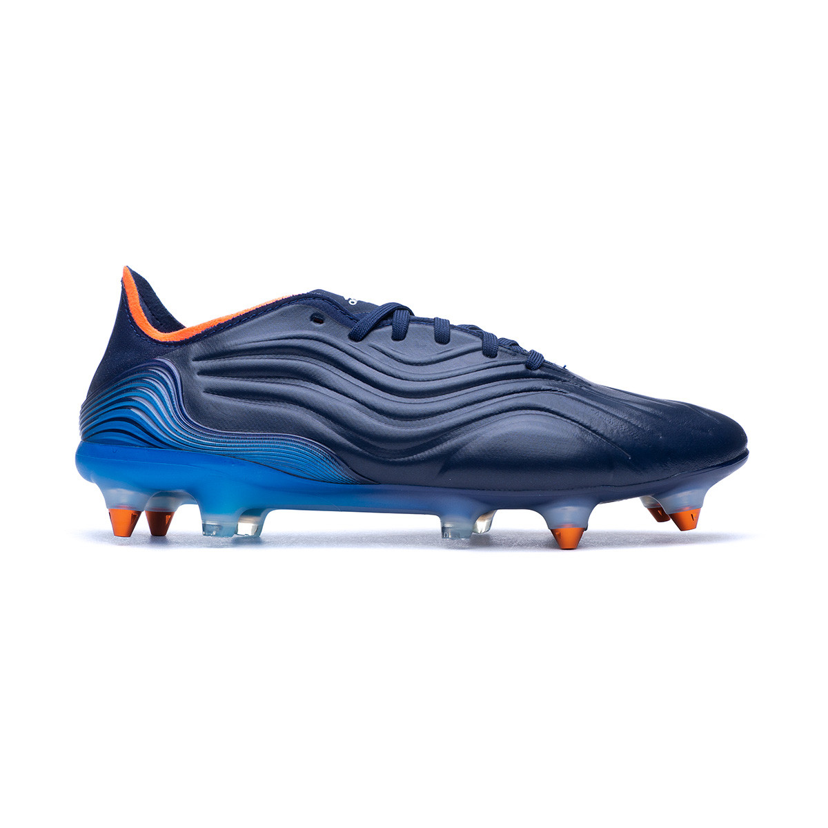 soccer boots blue