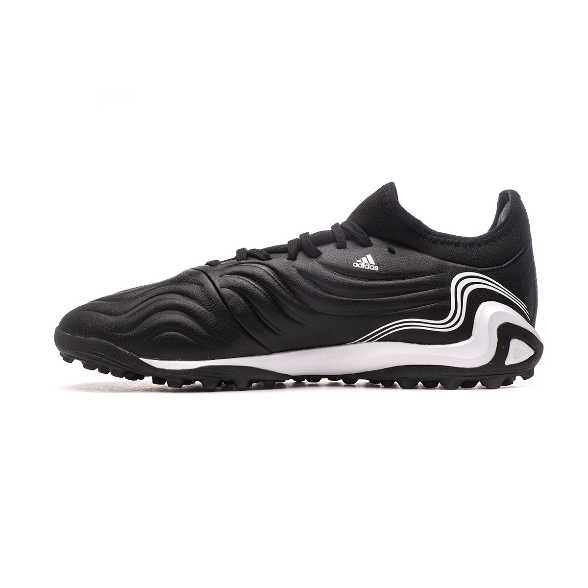 saucony football boots