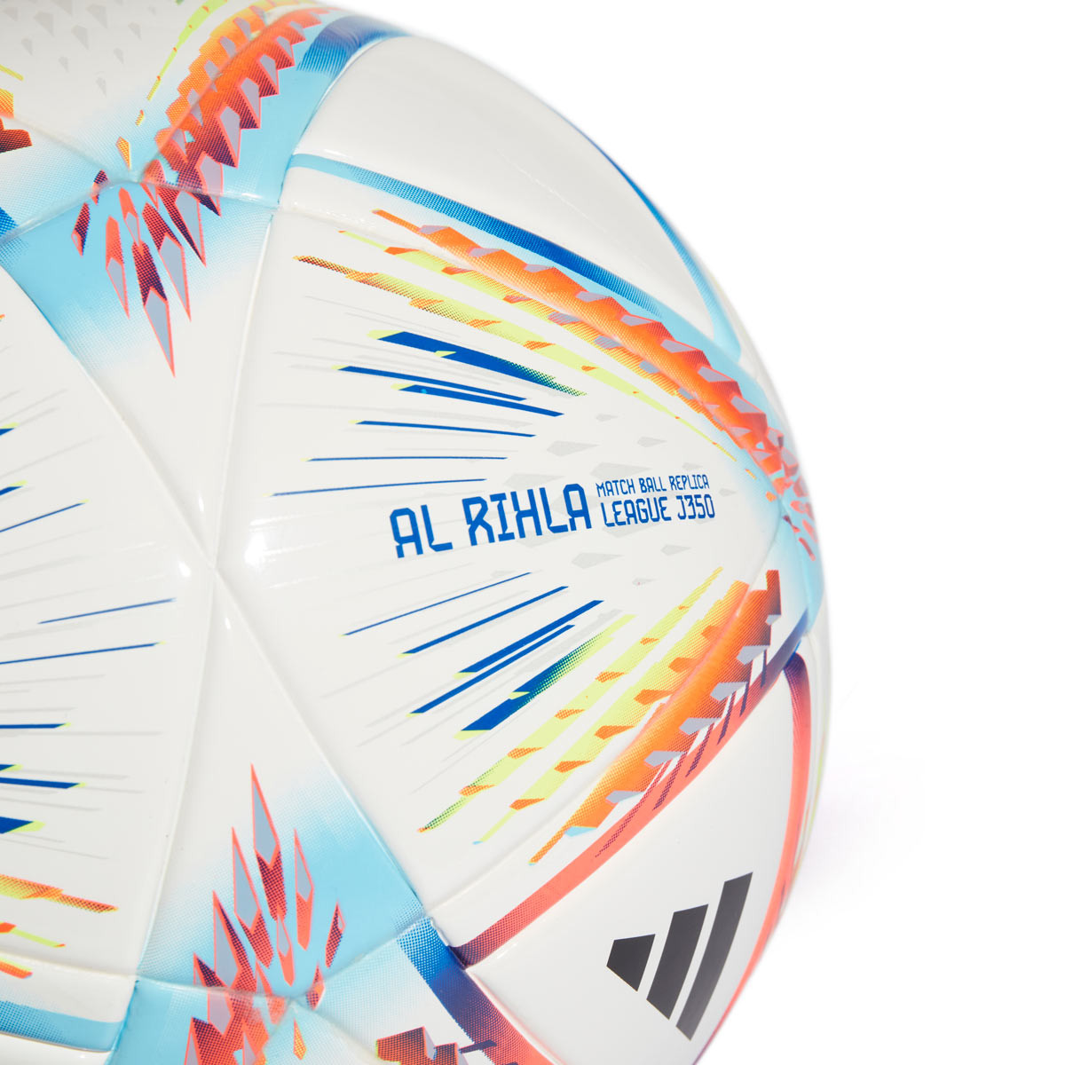 Ball adidas FIFA World Cup Qatar 2022 League J350 White-Pantone - Fútbol  Emotion