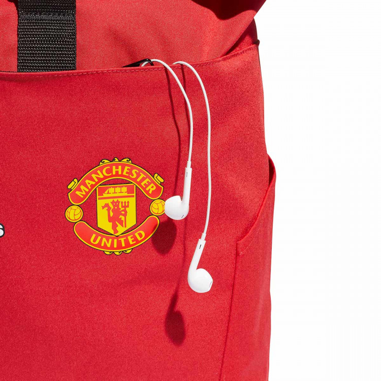 mochila-adidas-manchester-united-fc-2022-2023-real-red-black-white-4.jpg
