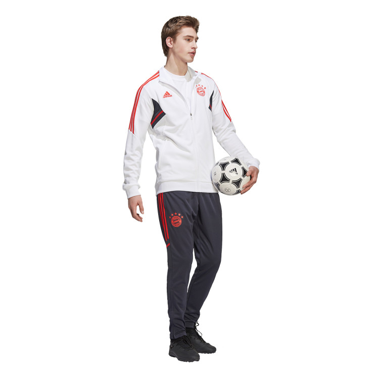 chandal-adidas-fc-bayern-de-munich-training-2022-2023-white-night-grey-2.jpg