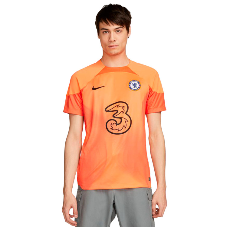 camiseta-nike-chelsea-fc-primera-equipacion-stadium-portero-2022-2023-atomic-orange-orange-trance-2.jpg