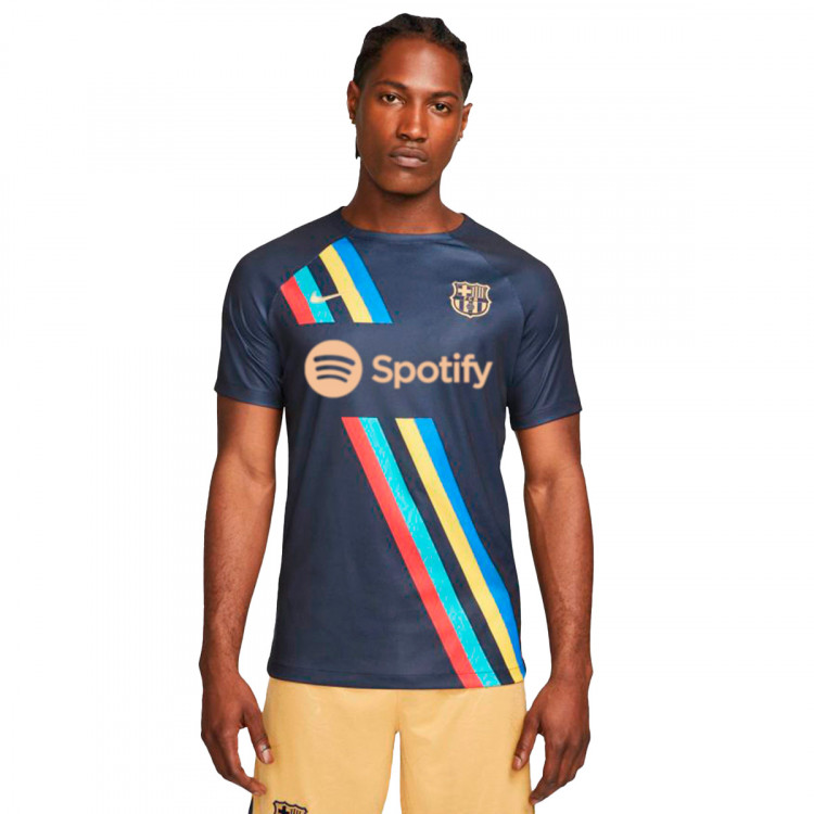 camiseta-nike-fc-barcelona-pre-match-2022-2023-obsidian-0.jpg
