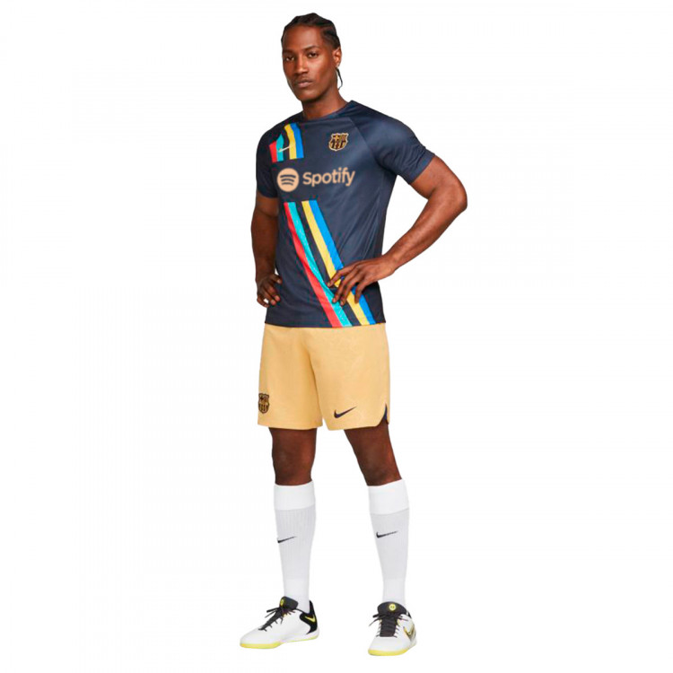 camiseta-nike-fc-barcelona-pre-match-2022-2023-obsidian-3.jpg