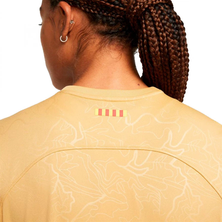camiseta-nike-fc-barcelona-segunda-equipacion-stadium-2022-2023-mujer-club-gold-5