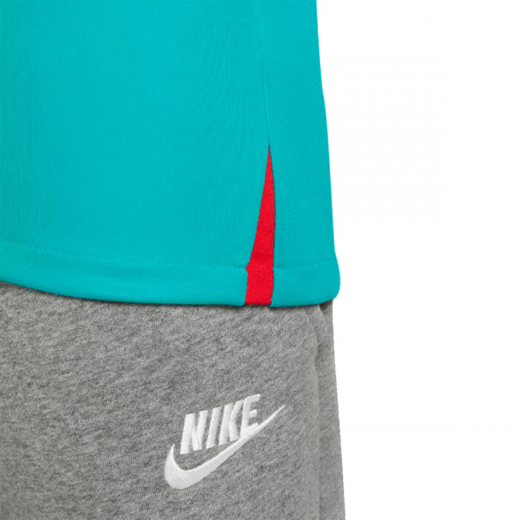 camiseta-nike-fc-barcelona-training-2022-2023-nino-oracle-aqua-signal-blue-4.jpg