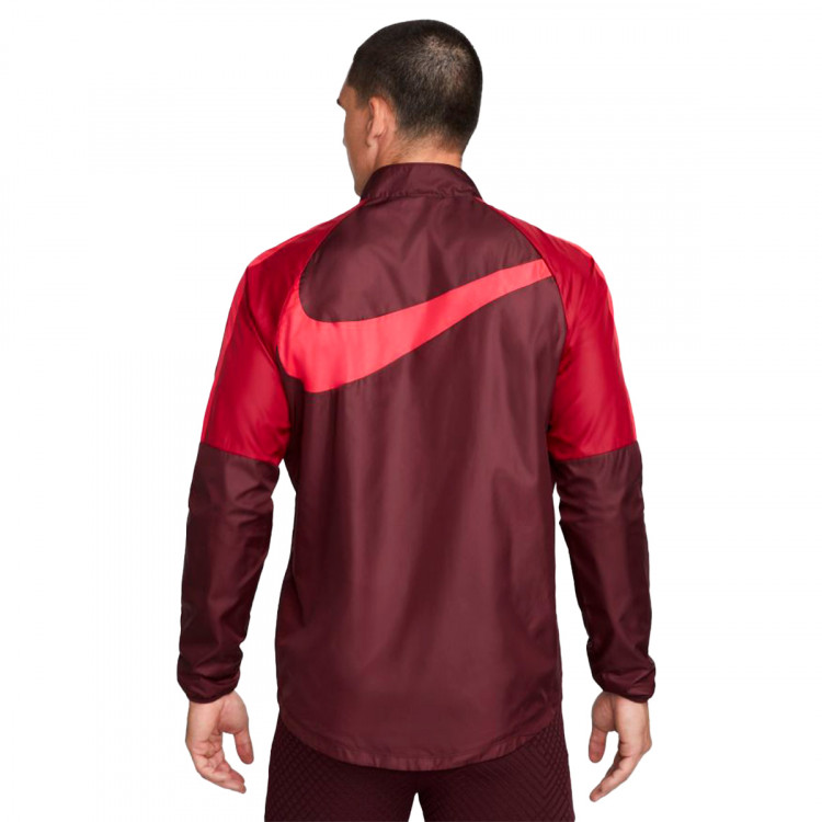 chaqueta-nike-liverpool-fc-training-2022-2023-burgundy-crush-tough-red-1.jpg